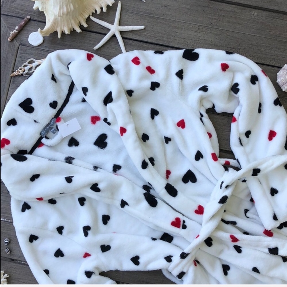 🌴🌼PJ SALVAGE- HEART ROBE🌼🌴 - Picture 5 of 9